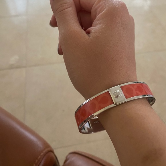 Coach bangle bracelet - Picture 5 of 8